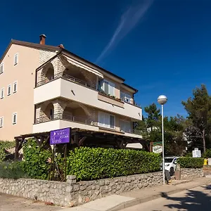 Mario krevet i doručak