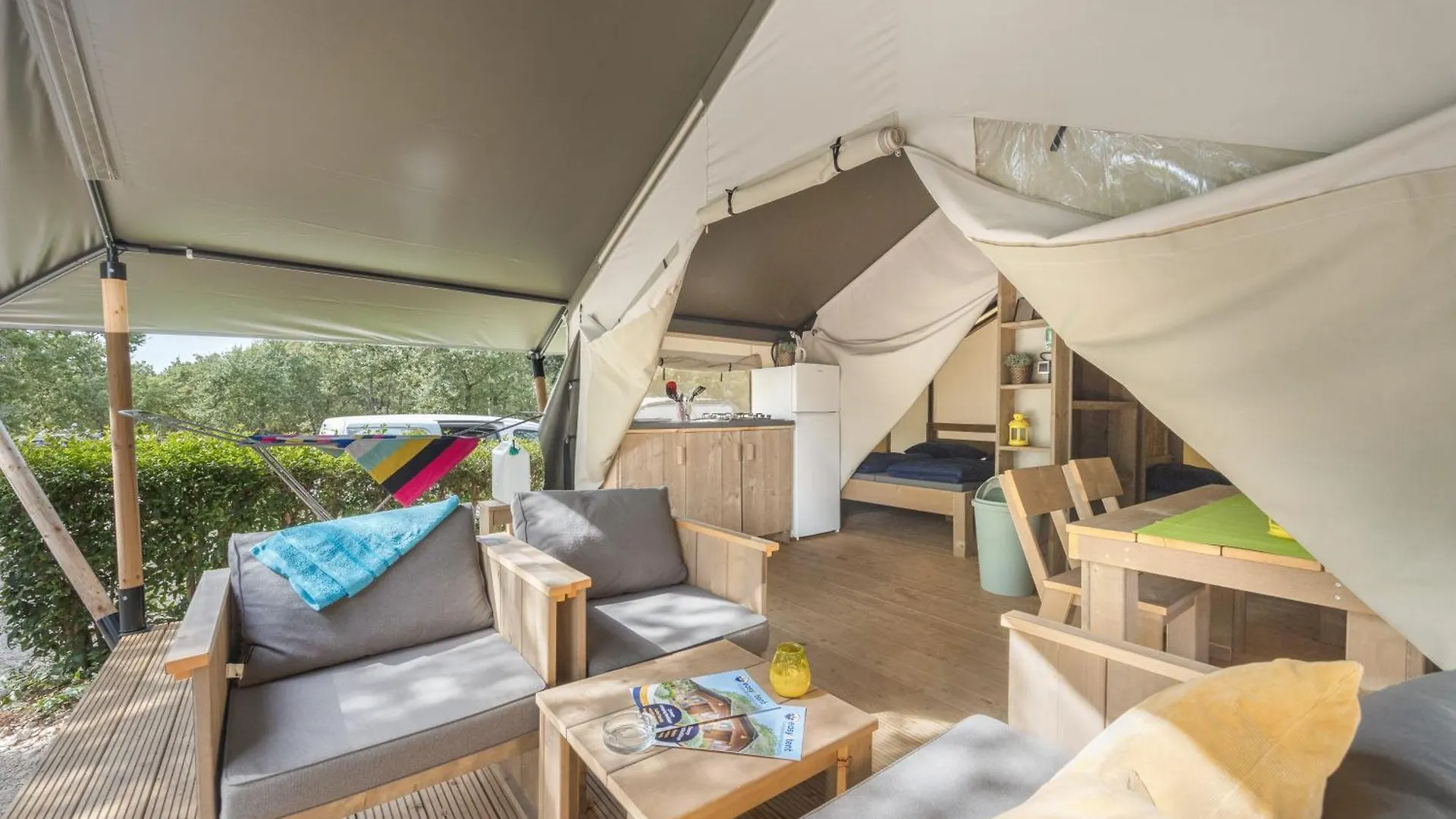 Easyatent Safari Tent Zelena Laguna Holiday park